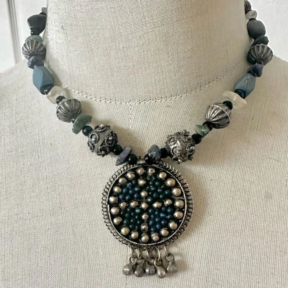Tribal Artisan Stone & Silver tone Bead Pendant Necklace
